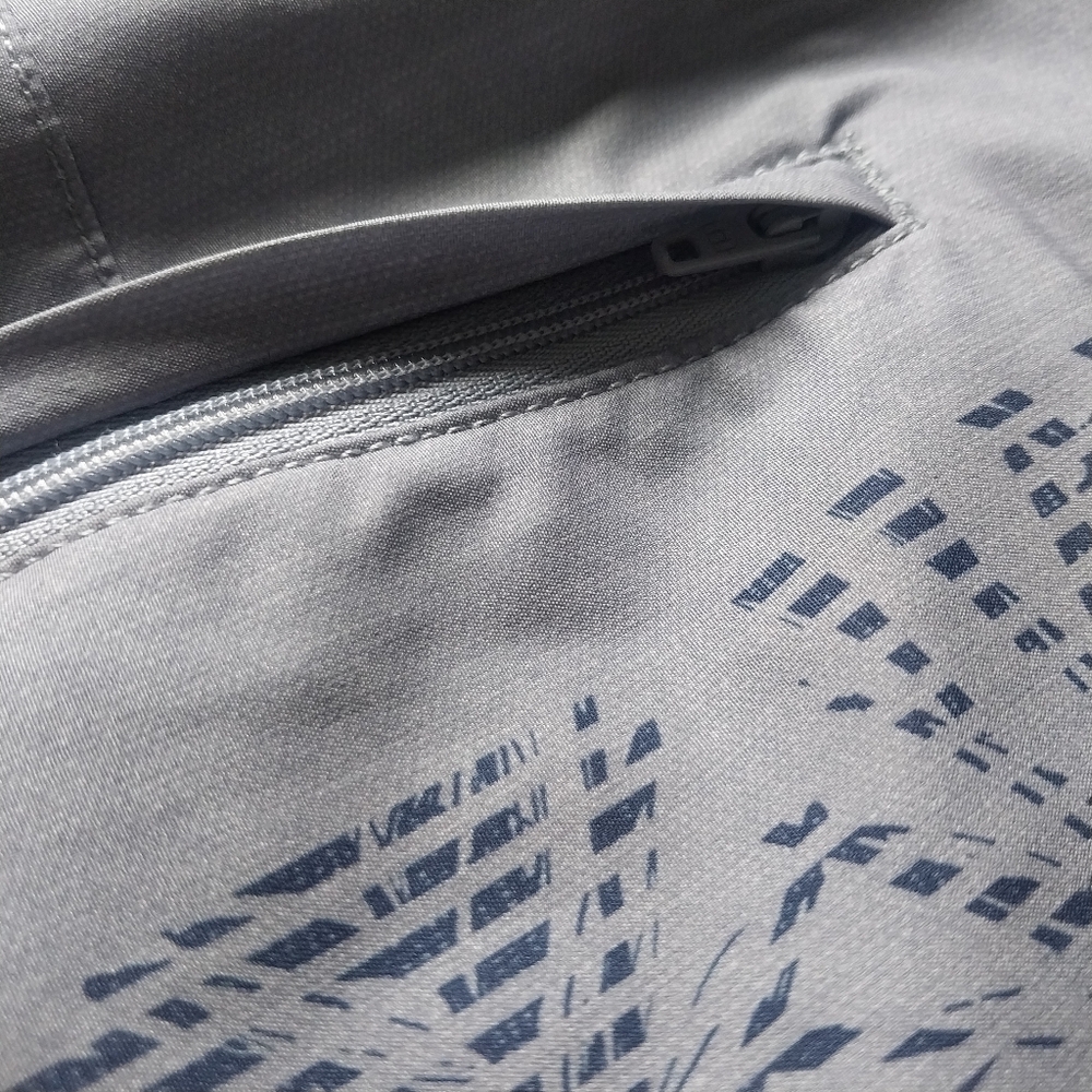 Travis Mathew Board Shorts Size 40 - Picture 9 of 14